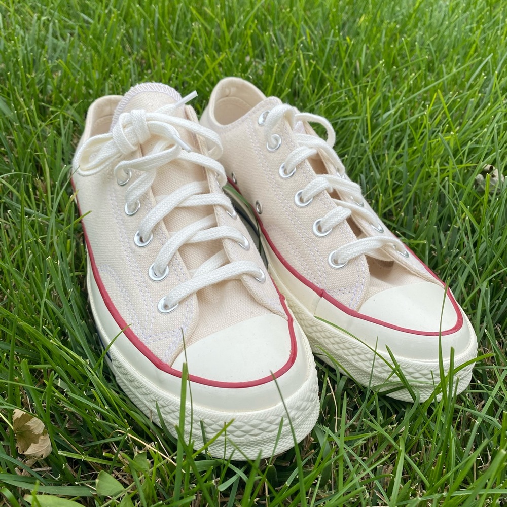 NEW vintage chuck converse